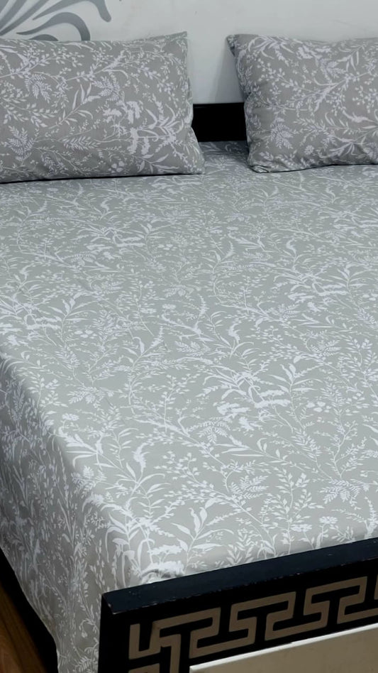 Pure cotton king size bedsheet set with pillow covers