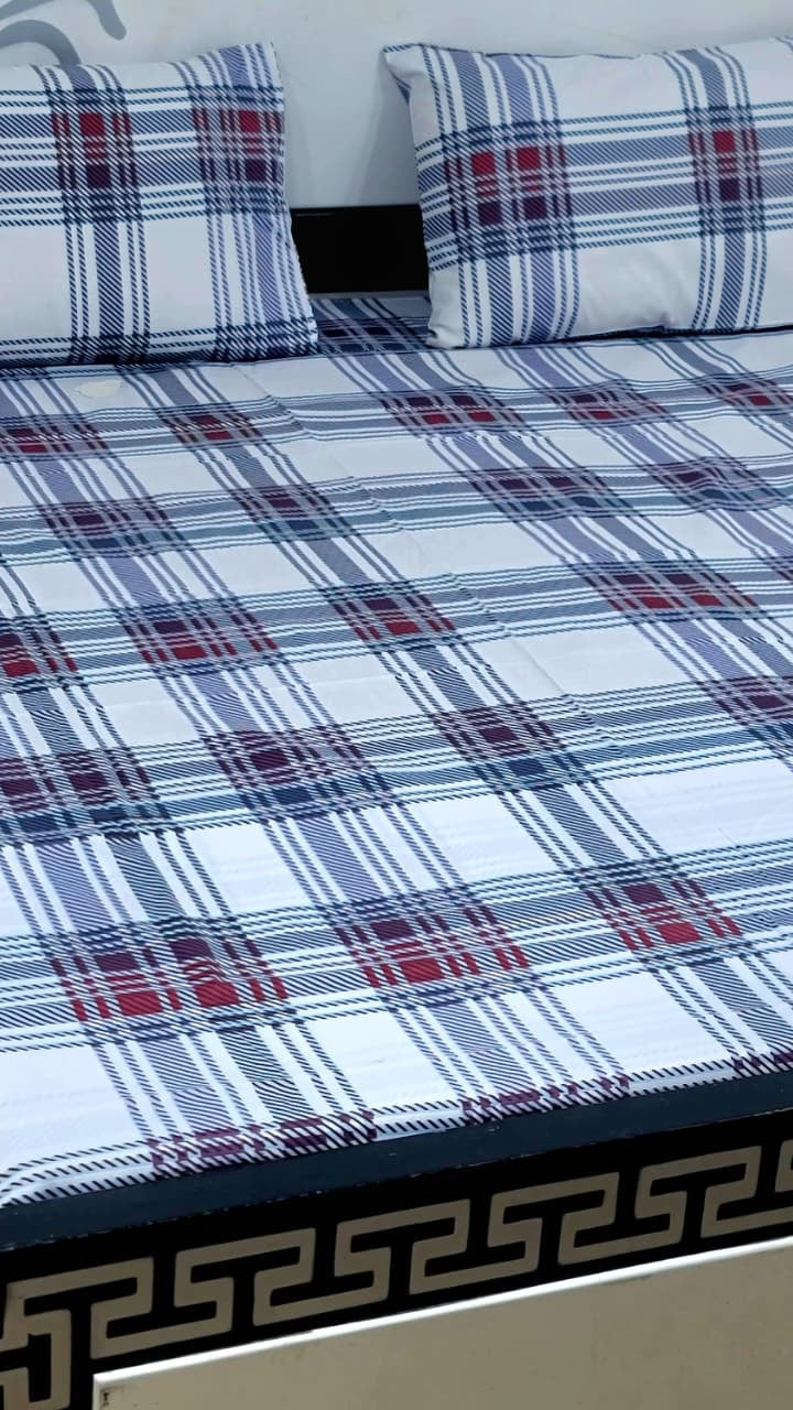 Soft breathable cotton bedsheet for home use
