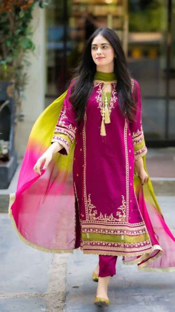 Omal by Komal Premium Lawn Cotton Embroidered 3PC Suit with Digital Bamber Dupatta – Unstitched