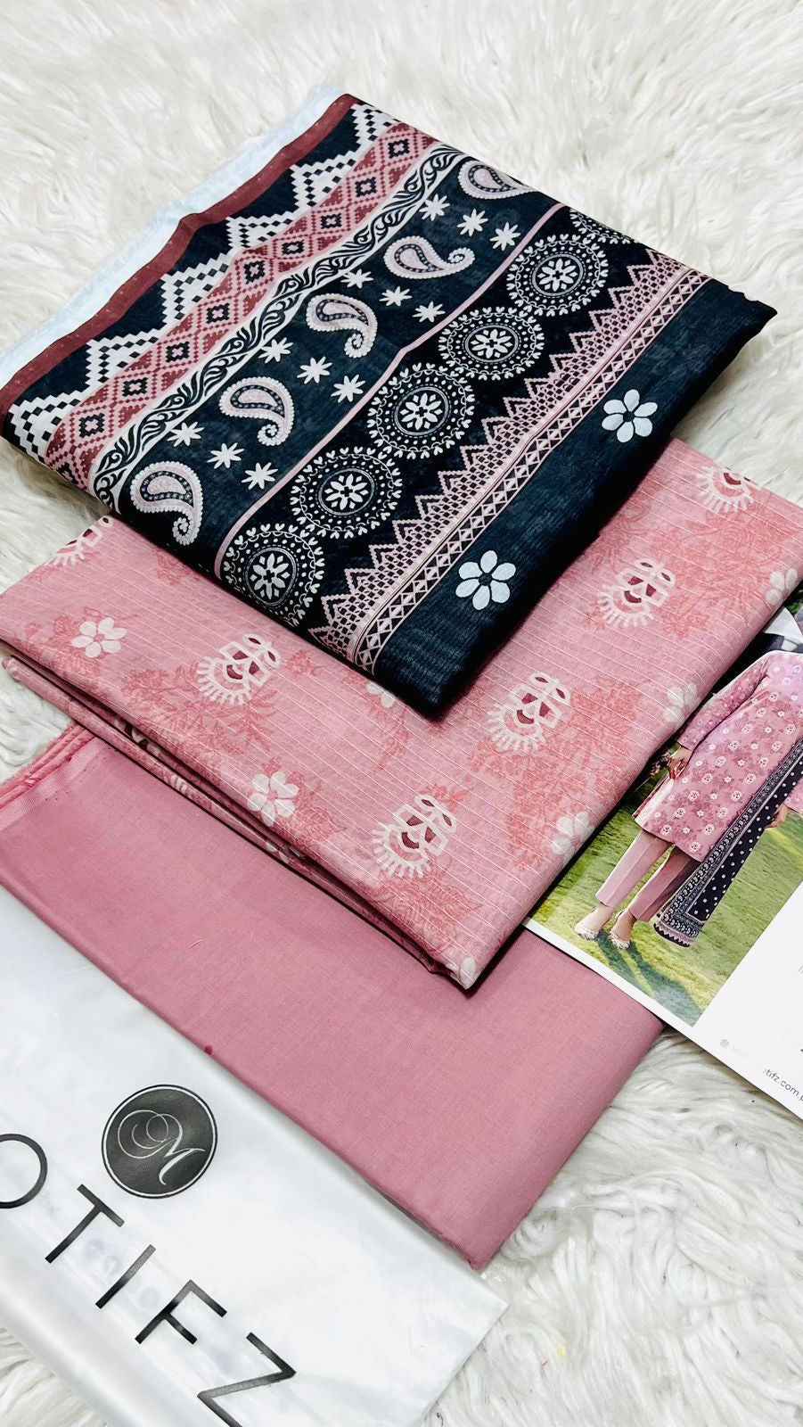 Motifz Premium Lawn 3PC Printed Suit 2026 with Voil Dupatta – Unstitched