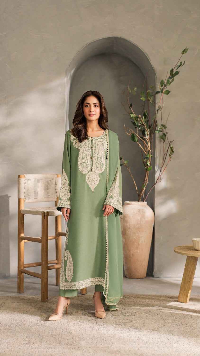 Aleena Amir D-1101 Premium Embroidered Lawn 3PC Suit with Bamber Embroidered Dupatta – Unstitched