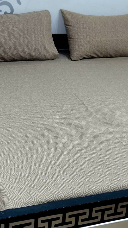 Soft breathable cotton bedsheet for home use