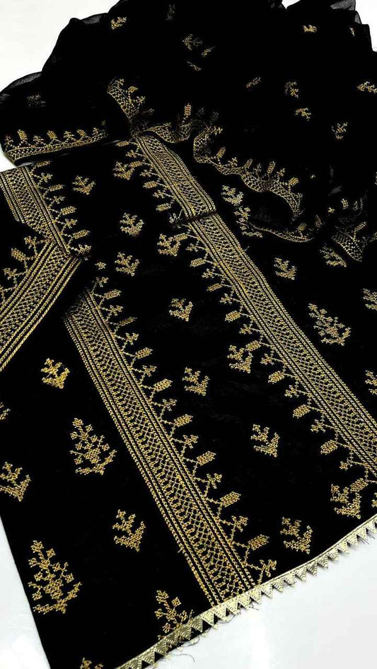 Cross Stitch Jaal Embroidered Lawn Cotton 3PC Suit with Chiffon Lace Dupatta – Unstitched 2026 #SH