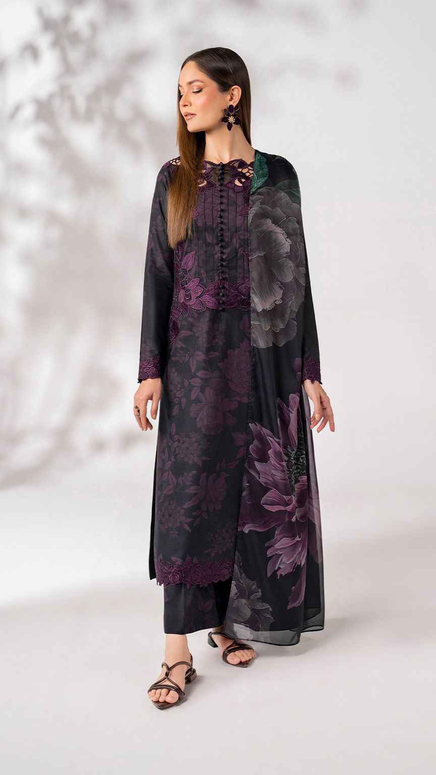 IZNIK Unstitched Replica Lawn Suit with Silk Printed Dupatta – Digital Printed 3PC Summer Collection #BR